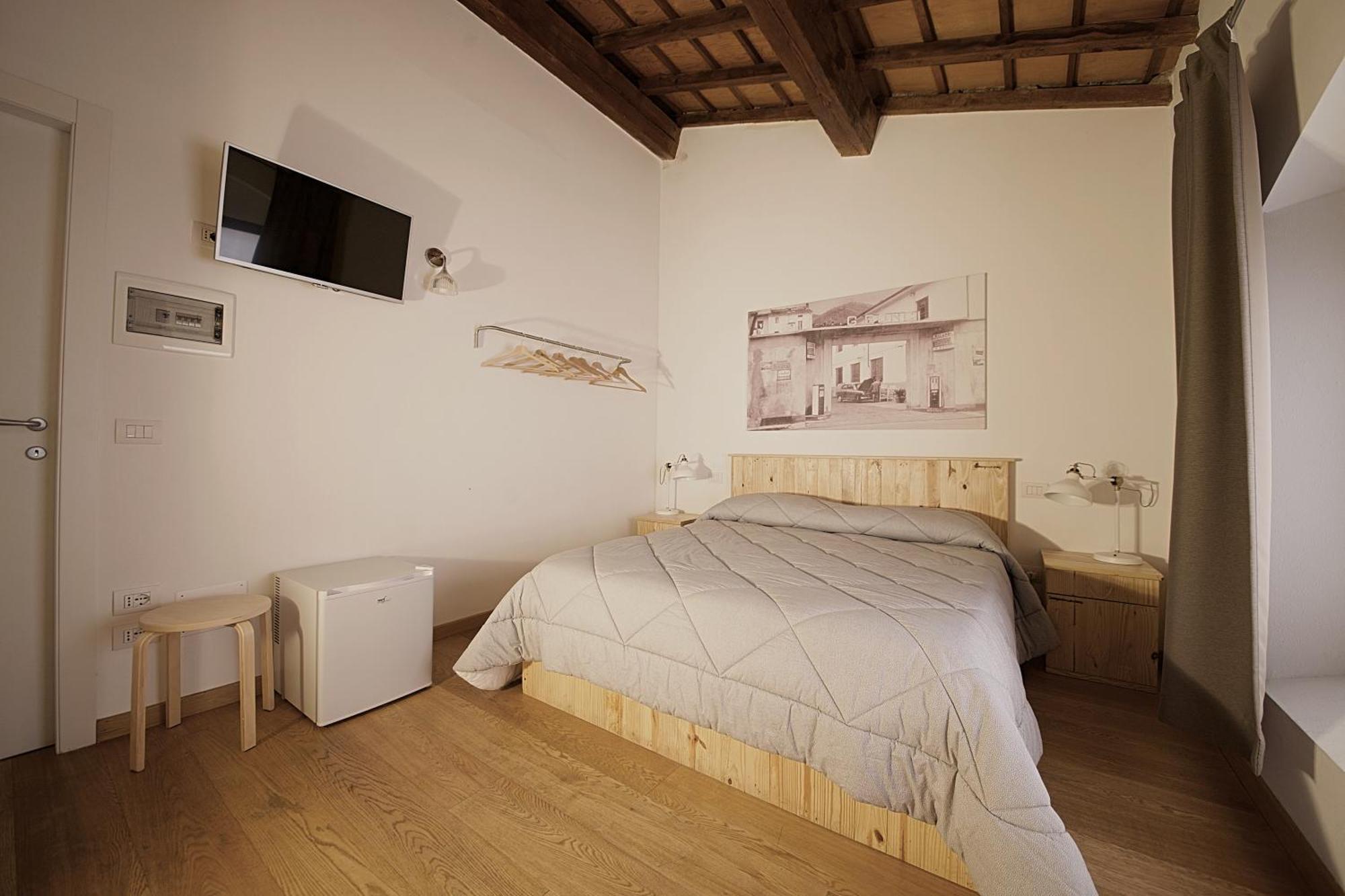 Le Pietrasantine - Centro Storico Bed & Breakfast