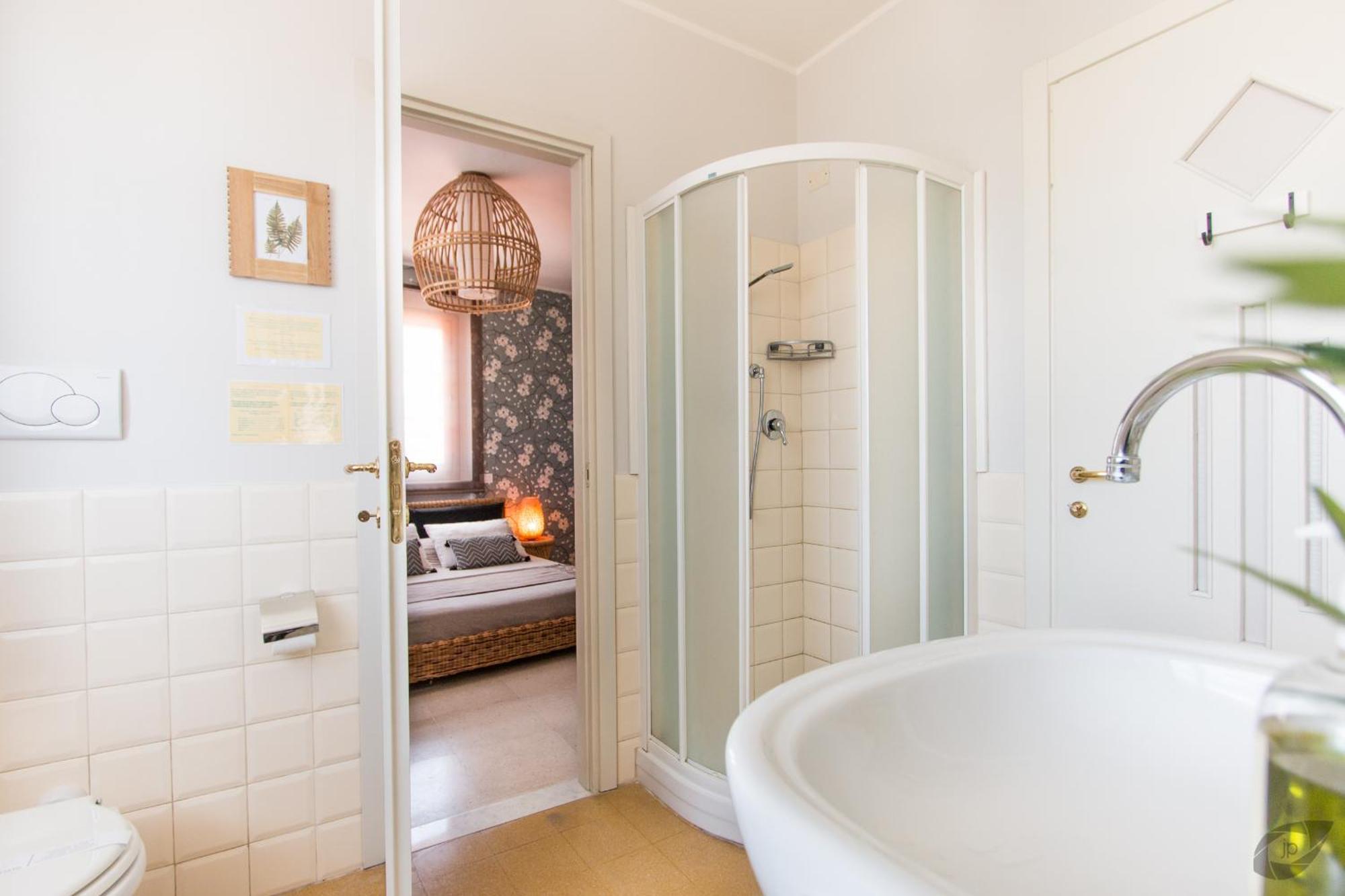 Le Pietrasantine - Centro Storico Bed & Breakfast
